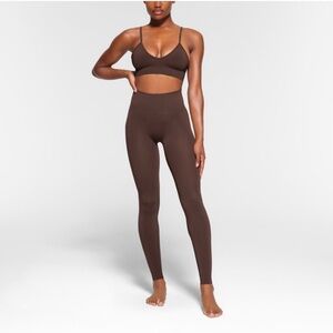 NWT SKIMS Soft Smoothing Seamless Leggings in Color Cocoa Sz XL
